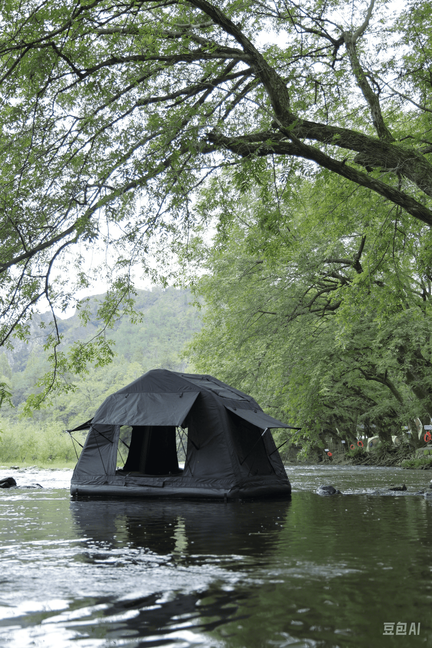 3 in 1 Multifunctional Rooftop Overland Water Camping Inflatable Waterproof Tent With Ladder (SUVS / Jeep / Bronco / Trucks)