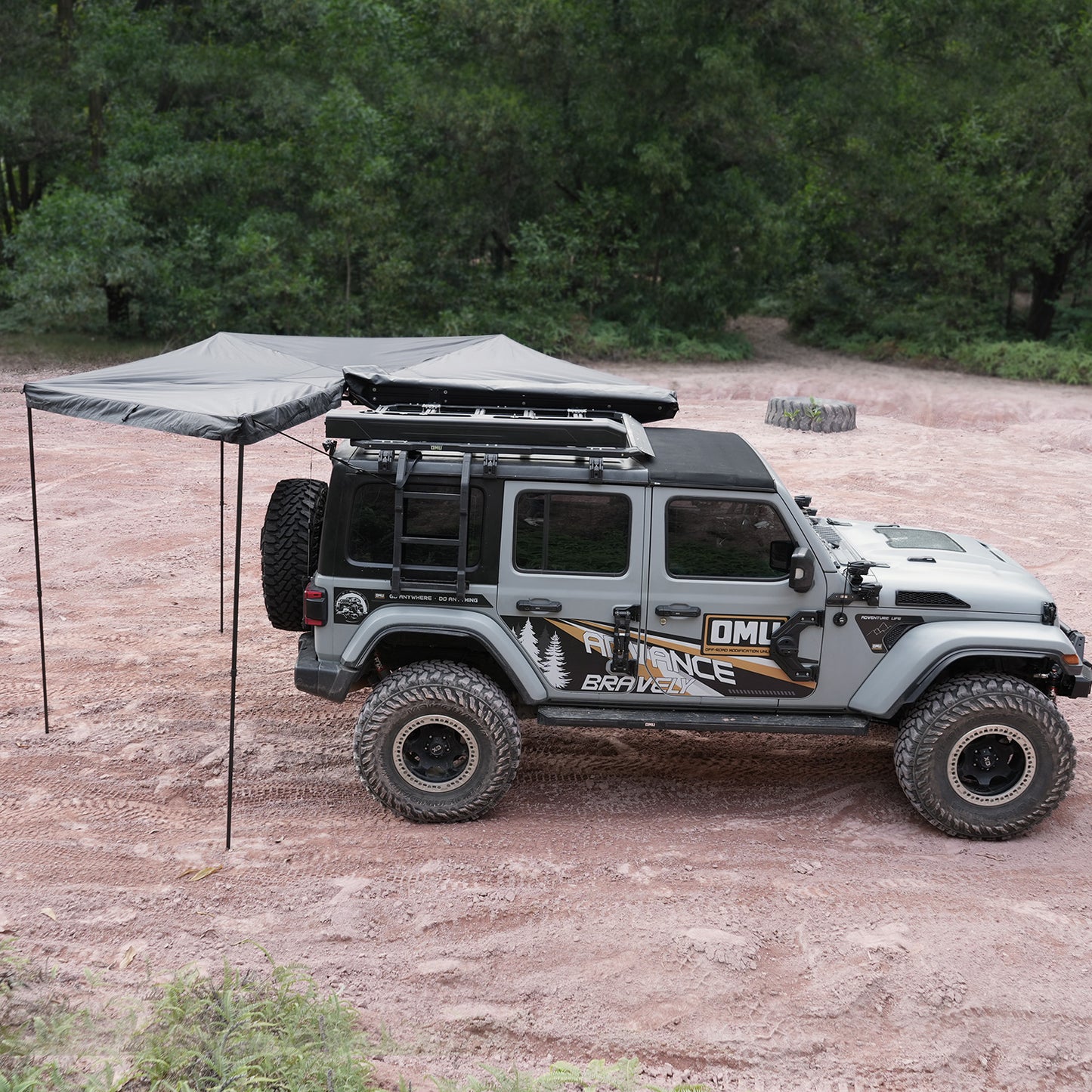 Rooftop Camping Hardshell Overland Tent with Ladder (SUV Jeep Ford Off-Road Vehicles Van Truck)