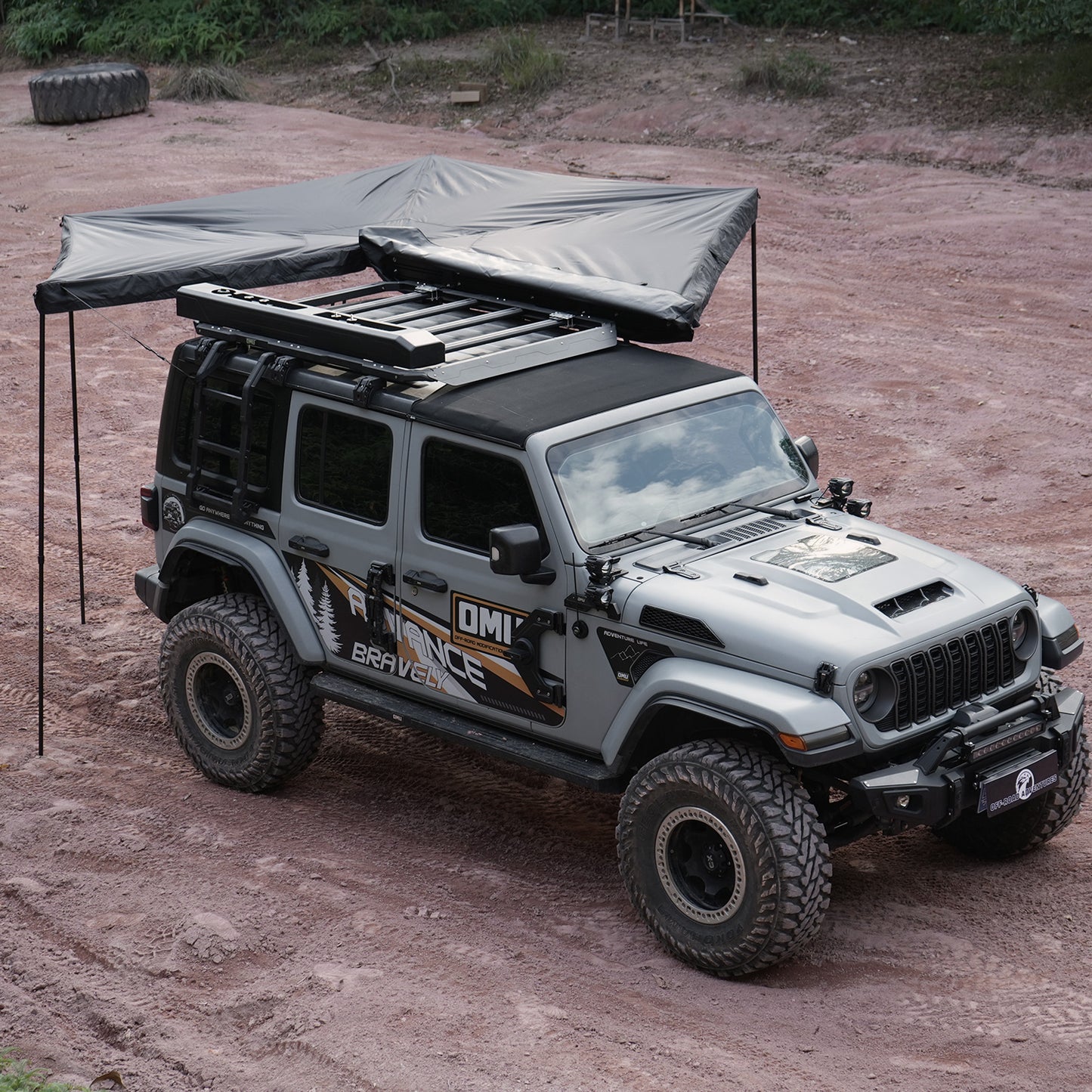 Rooftop Camping Hardshell Overland Tent with Ladder (SUV Jeep Ford Off-Road Vehicles Van Truck)