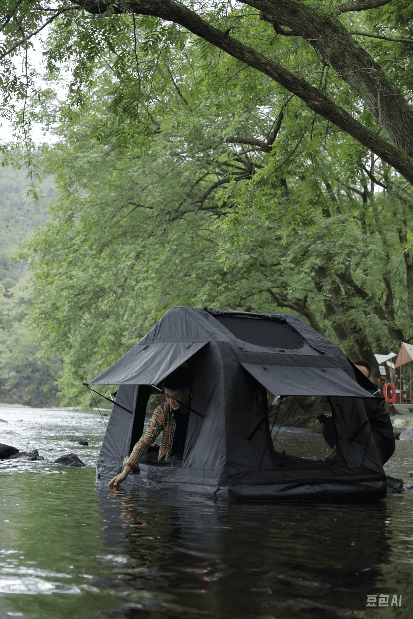 3 in 1 Multifunctional Rooftop Overland Water Camping Inflatable Waterproof Tent With Ladder (SUVS / Jeep / Bronco / Trucks)