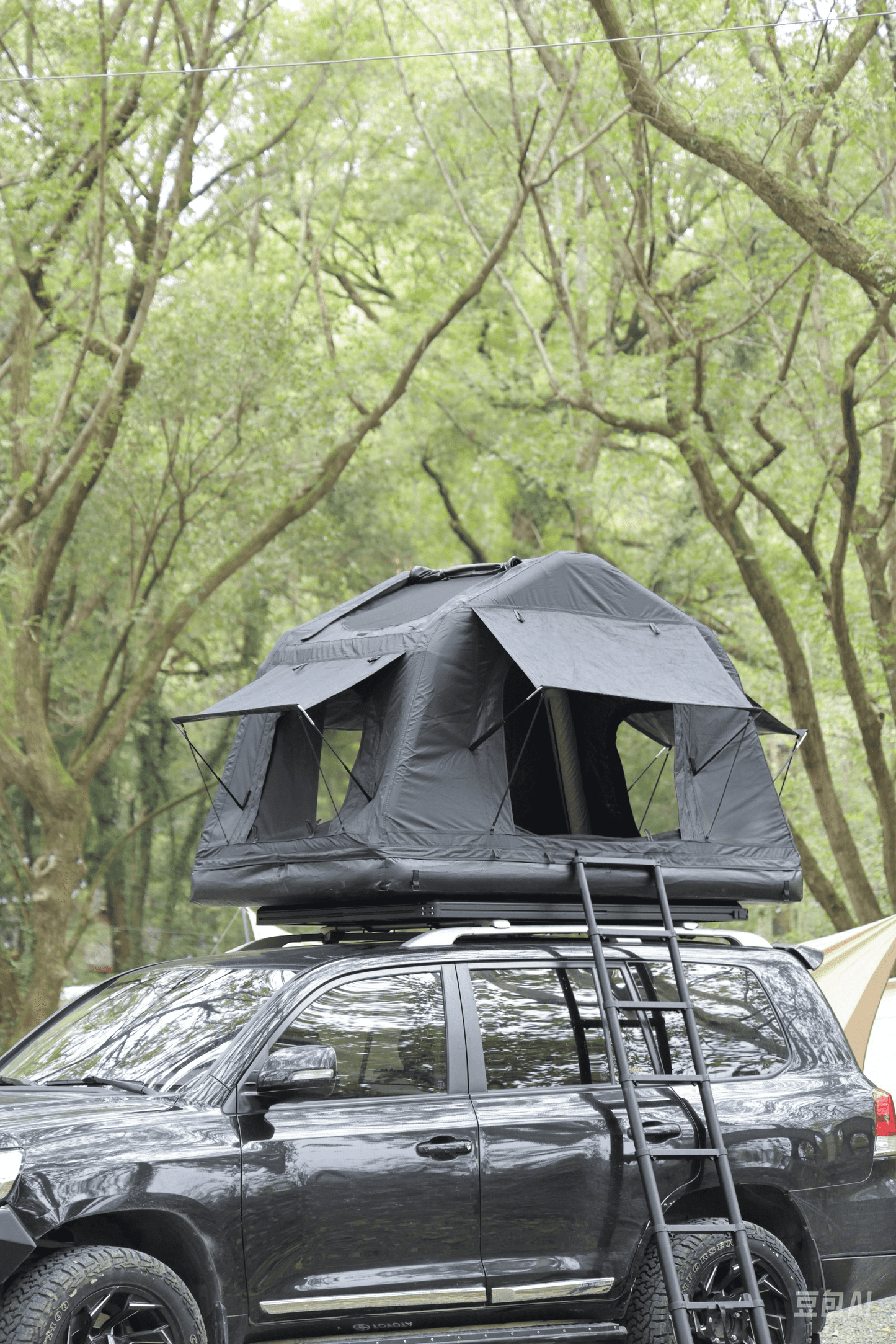 3 in 1 Multifunctional Rooftop Overland Water Camping Inflatable Waterproof Tent With Ladder (SUVS / Jeep / Bronco / Trucks)
