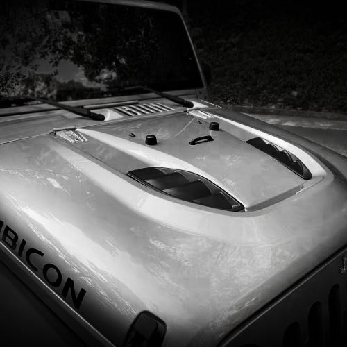 Vented Heat Dispersion Hood for Jeep Wrangler JK JKU 2007-2017, 10th Anniversary Edition Metal Replacement Hoods Accessory Black