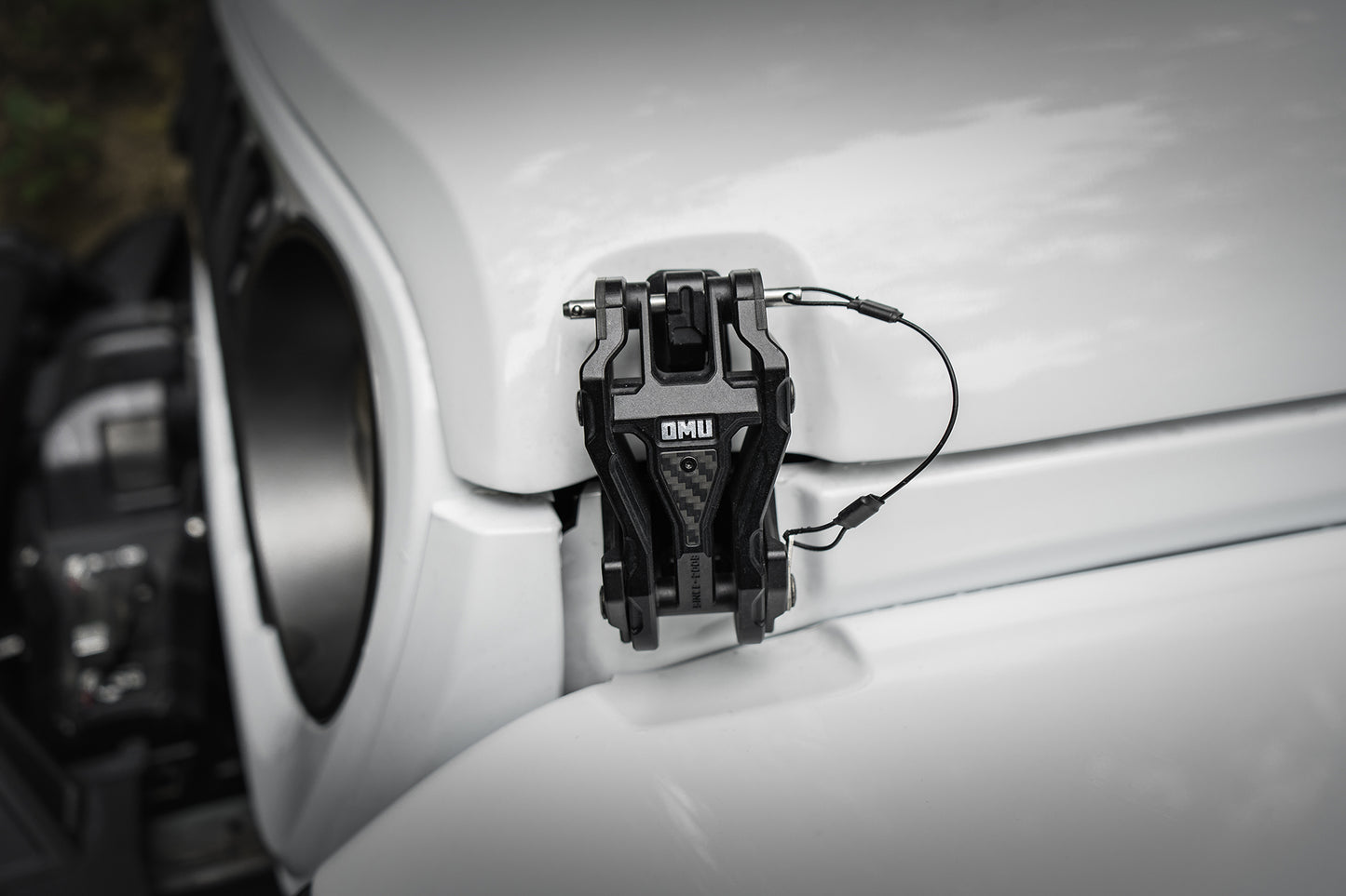 OMU Armory - Cerradura para capó para Jeep Wrangler 2007-2018 Jeep Wrangle JK JL JT